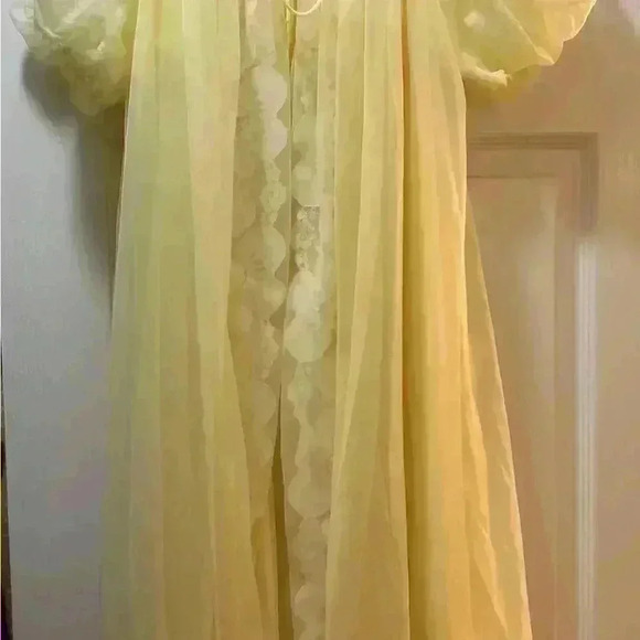 Miss Elaine Union-Made Nightie So Sweet It will Stop Your Sweetie’s Heart - Picture 8 of 8